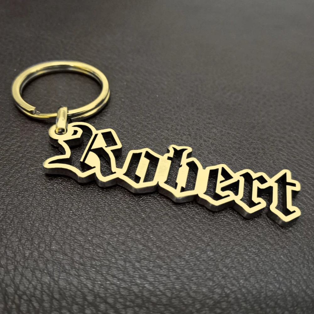 Vintage Fashion Names - カスタムオールドイングリッシュキーホルダー、名入れキーリング、ステンレス製ネームプレートキーホルダー、レタービンテージジュエリー、普段使いに
