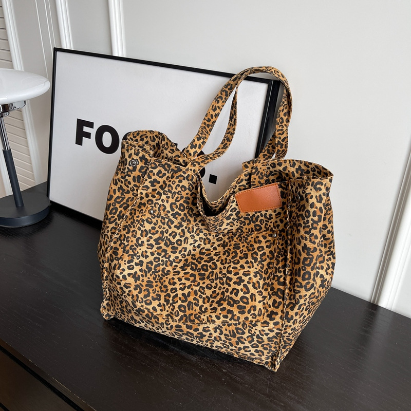 レオパード柄トートバッグ ヴィンテージキャンバスショルダーバ - Vintage Fashion Shop のレビューと価格