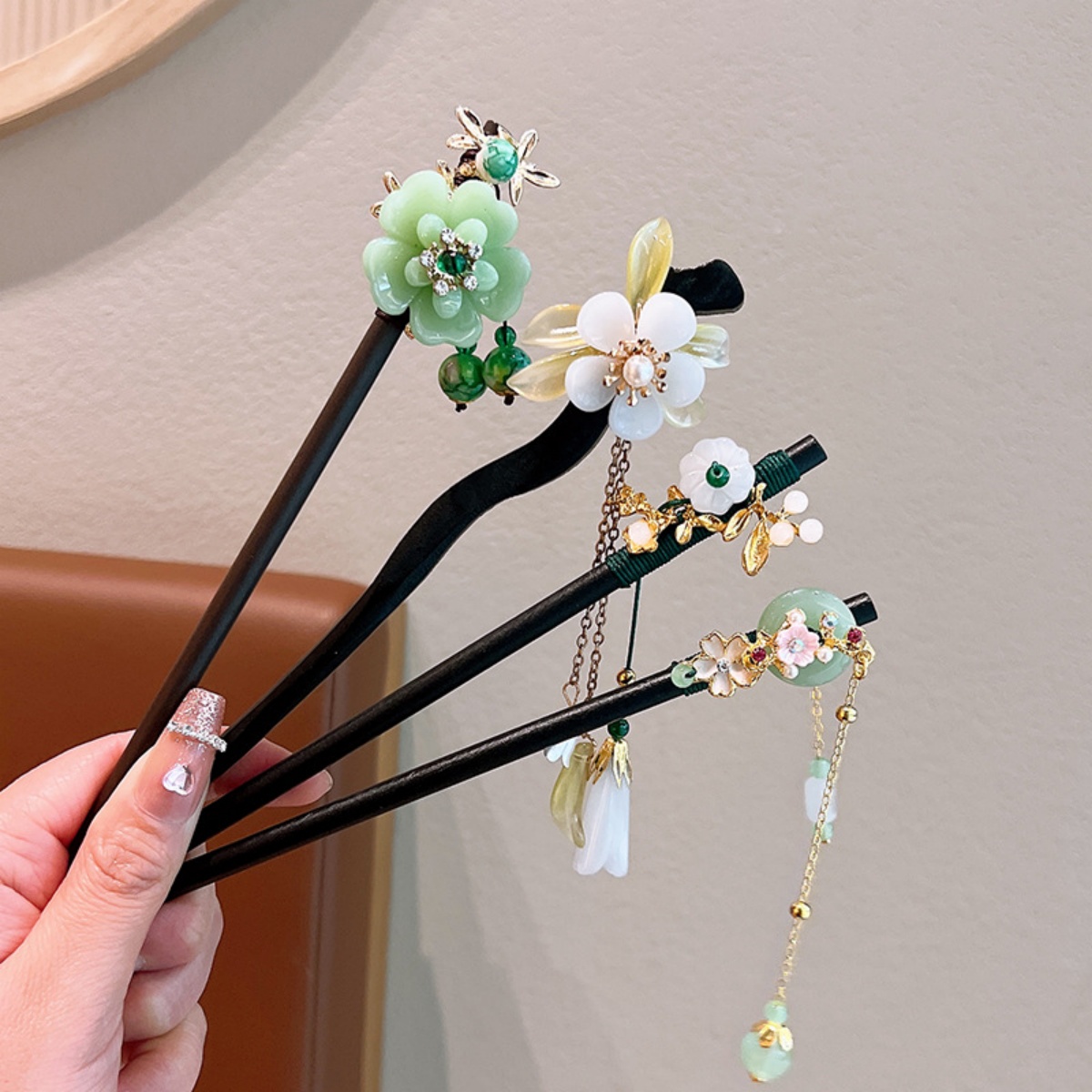 絶妙な花のタッセル木製ヘアピンレトロ中国風の手作り花ヘアステ - Vintage Fashion Shop のレビューと価格